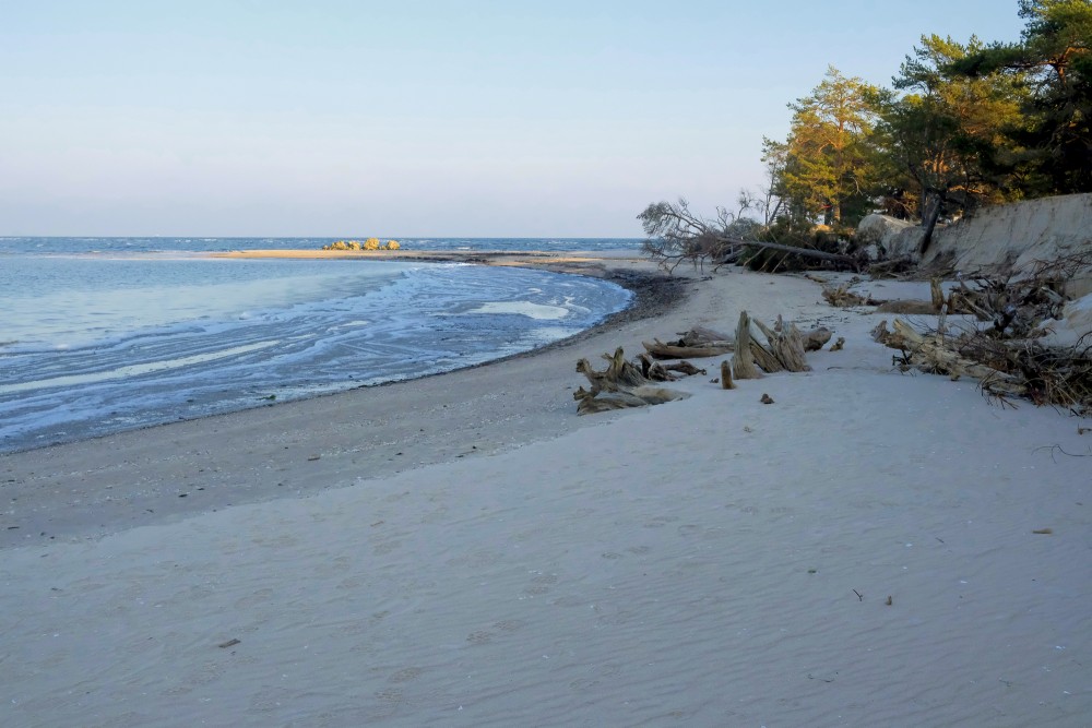 Things to Do in Kolka: Beaches, Trails & Historic Sites